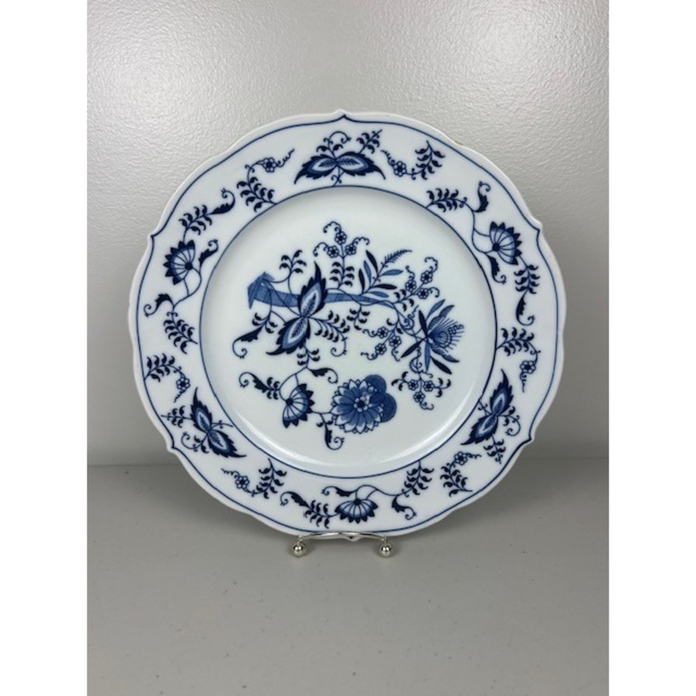 Blue Danube Blue Onion Dinner Plate 10.25" Scalloped Fine China Japan Vintage